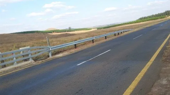 R33 road restraint