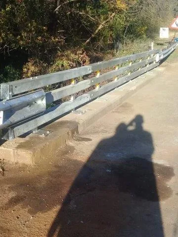 Road restraint in use
