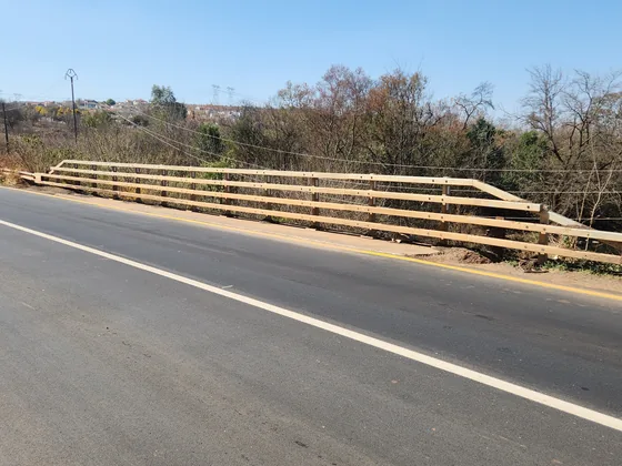 Road restraint site photograph