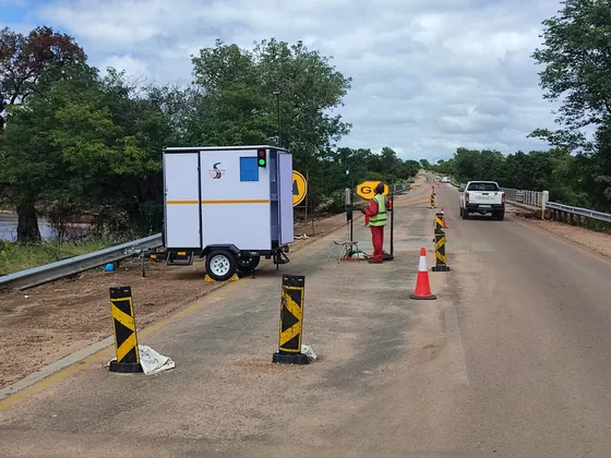 Traffic accommodation trailer