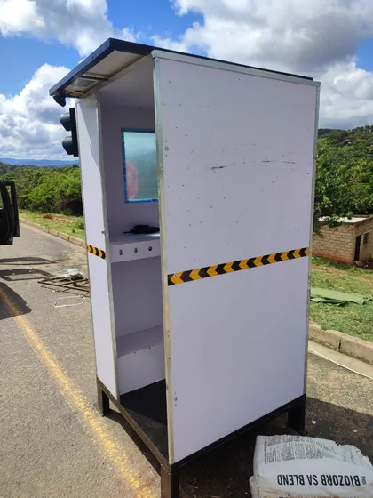 Traffic accommodation trailer