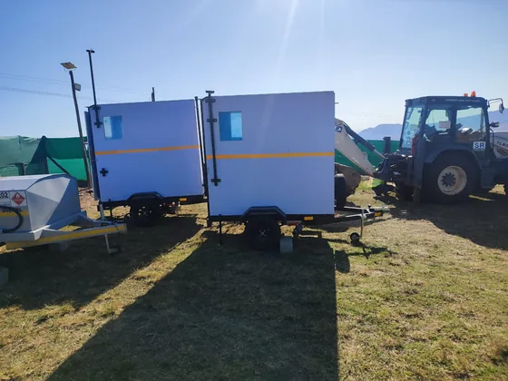 Traffic accommodation trailer